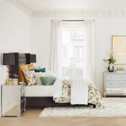 Orchids In Glass Bowl -Home Decor Shop webimage 020232965 014209306 042474336 Bedroom GIF2 1x1