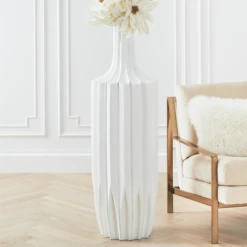 Savannah Floor Vase -Home Decor Shop webimage 121046071 ALT1