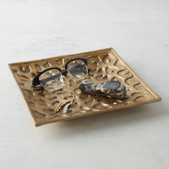 Nikki Chu - Leopard Plate -Home Decor Shop webimage 160211813 1 jpg