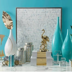 Harlow Perfume Bottle -Home Decor Shop webimage 182004053a rv02 jpg