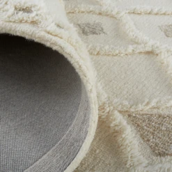 Evie Rug - Ivory -Home Decor Shop webimage 620058810 2 jpg