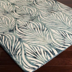 Lemour Rug - Peacock -Home Decor Shop webimage 620085022 1 jpg 1