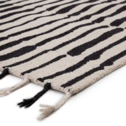 Nikki Chu - Talia Rug - Black/White -Home Decor Shop webimage 620085628 2 jpg